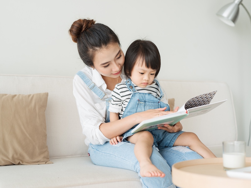 dạy bé 1 tuổi học tiếng anh