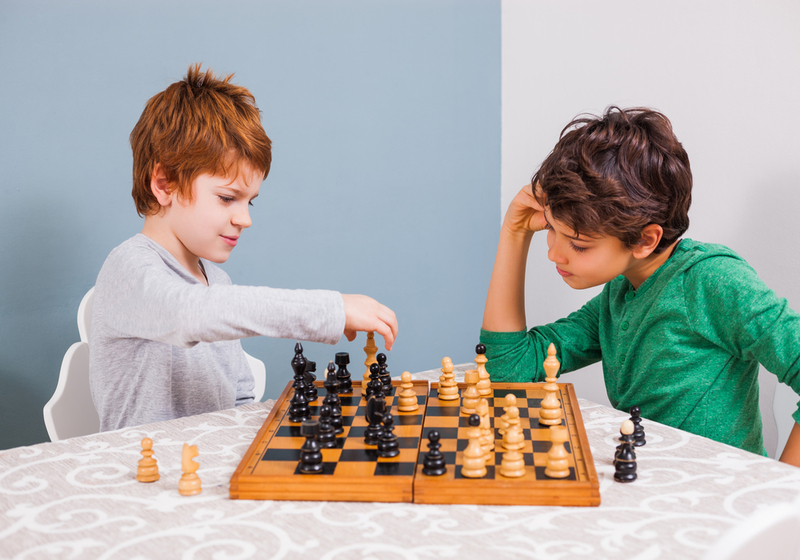 dạy cờ vua cho trẻ em tại nhà