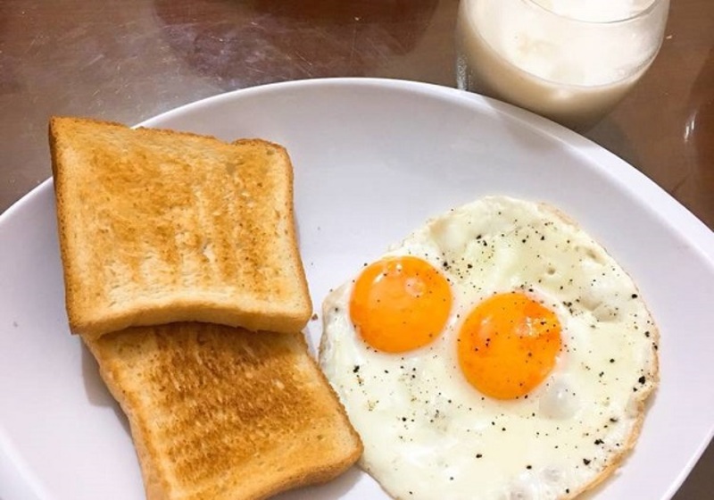 cách làm sandwich trứng ốp la