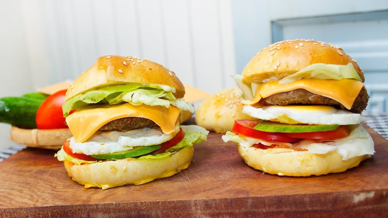 3 cách làm bánh hamburger chay thanh đạm